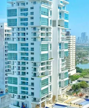 Impresionante Apto Frente Al Mar Apartamento *